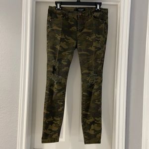 Judy Blue Camo Pants